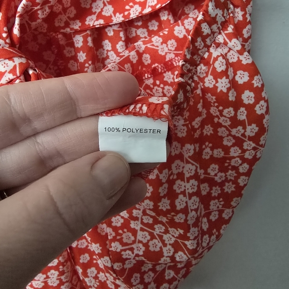 Princess Polly Romper Virgo Tie Front Cut Out Playsuit Ditzy Floral Red Size 6 - Picture 6 of 10